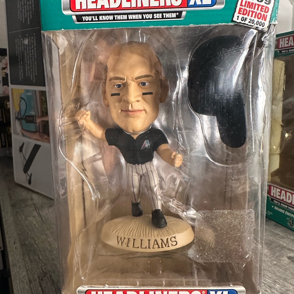 Headliners XL 'Williams' Baseball Bobblehead - Black & Cream
